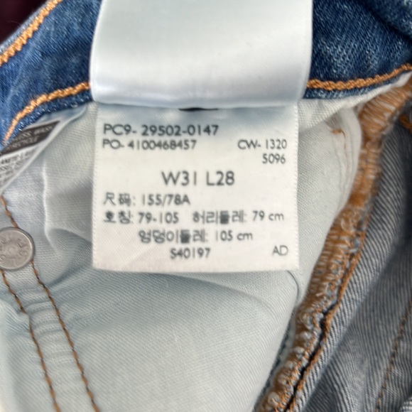 31x28 LEVIS - Picture 5 of 5